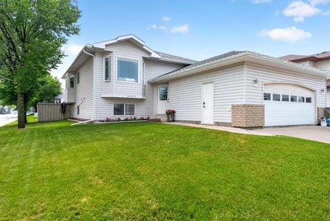 Photo of 6602 98C Street, Grande Prairie, AB T8W 2T4 (MLS # A2325744)