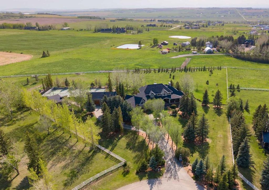 Photo of 402041 28 Street E, Rural Foothills County, AB T1S 6C3 (MLS # A2314998)