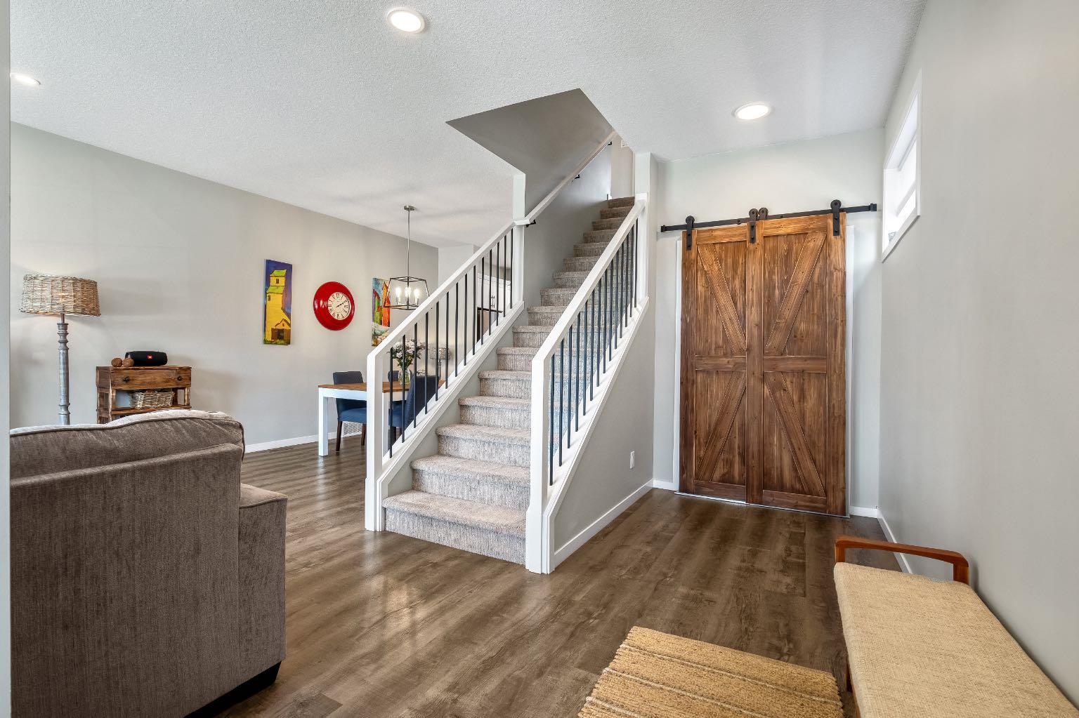 30 WOLF Crescent