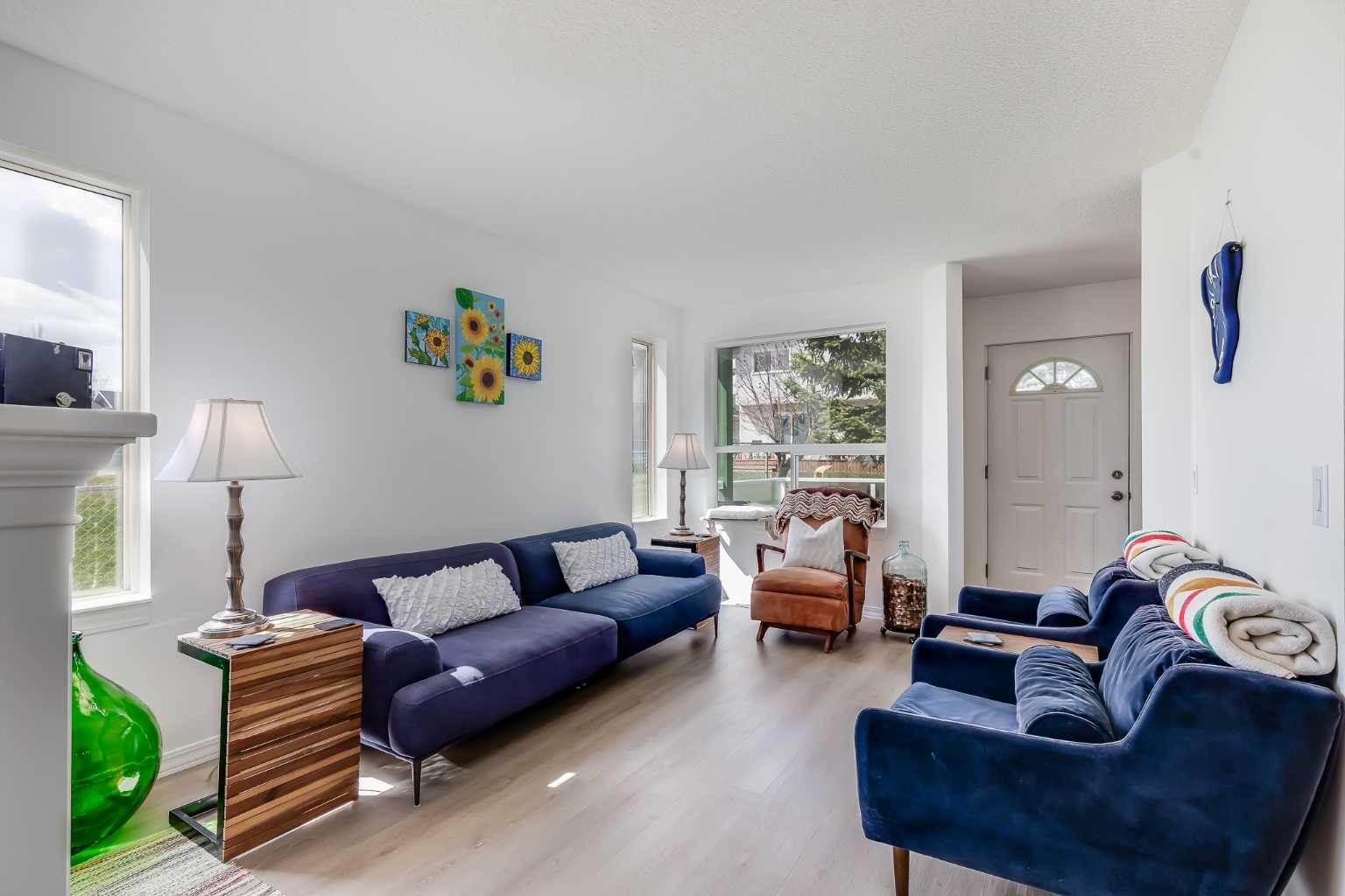 33 Sandpiper Lane NW
