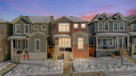 18 Evanscrest Heights NW Calgary AB T3P 0S3