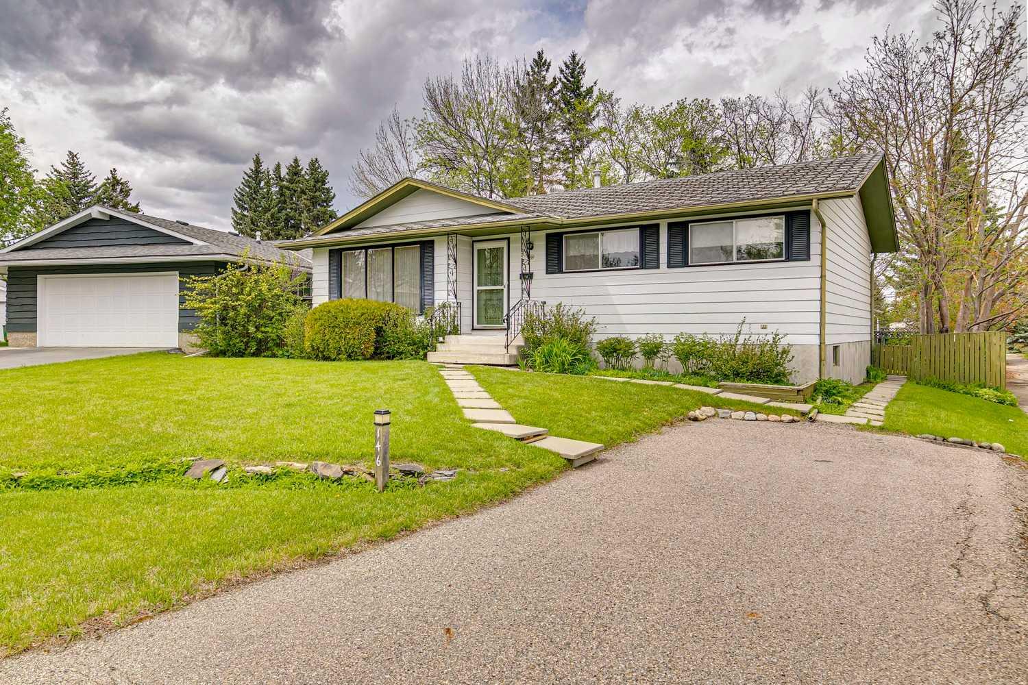 146 Oakmoor Place SW