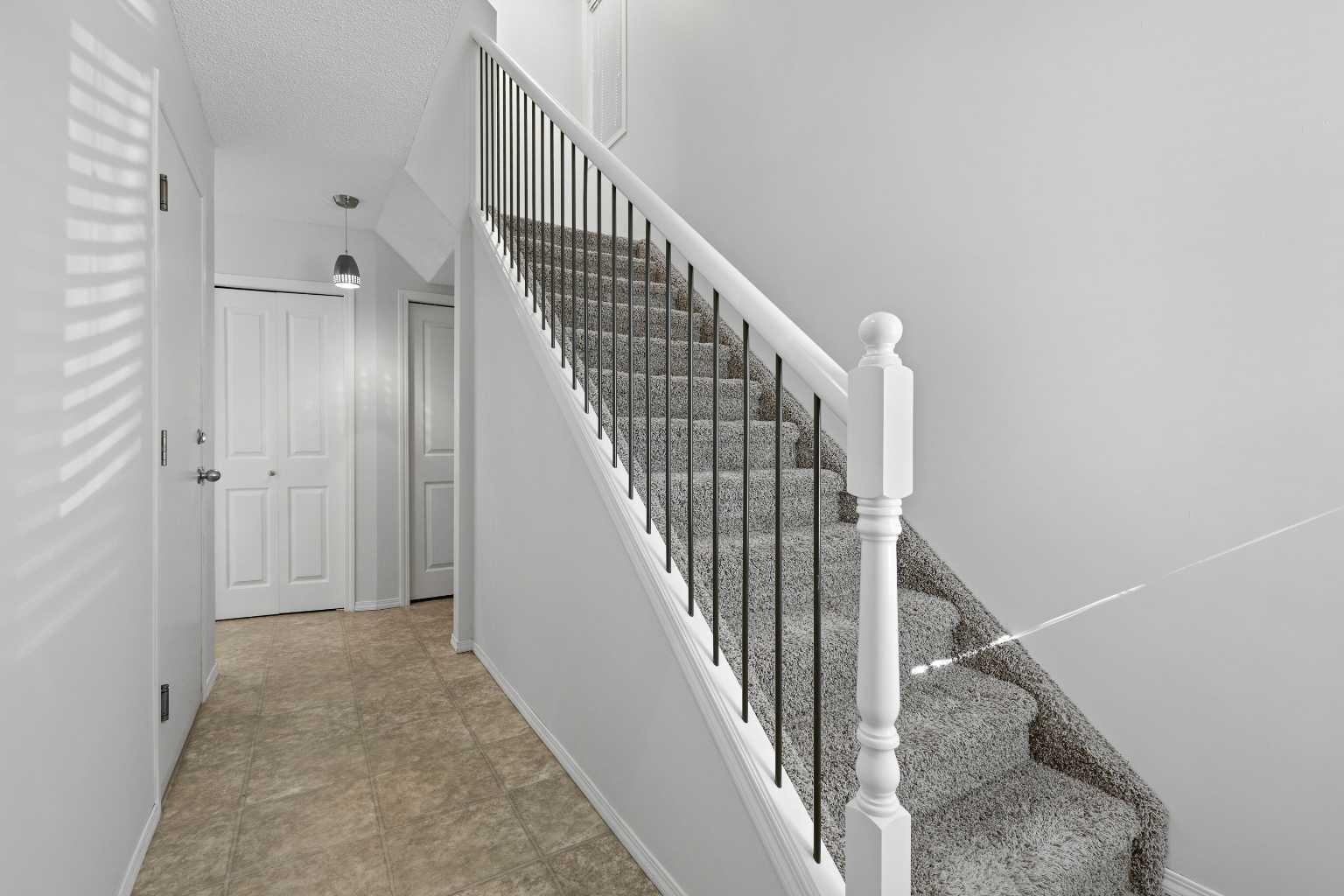69 Millview Green SW
