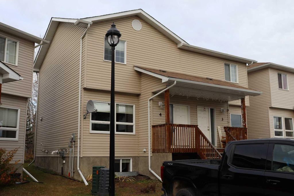 Photo of 624 41 Street St #4, Edson, AB T7E 1A4 (MLS # A2262415)