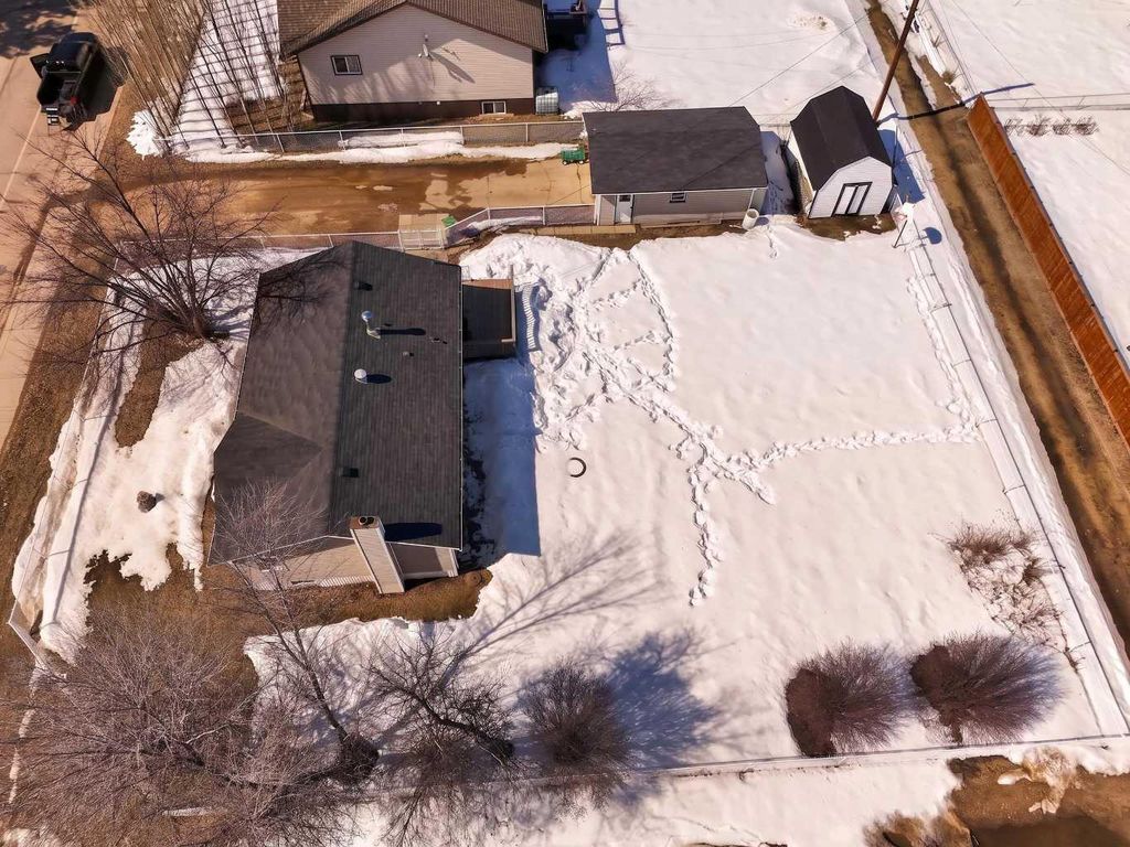 Photo of 10202 101 Avenue, La Crete, AB T0H 2H0 (MLS # A2305525)