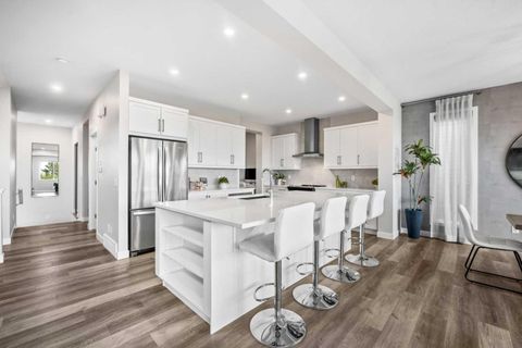 Photo of 135 Precedence Hill, Cochrane, AB T4C 2T6 (MLS # A2319827)