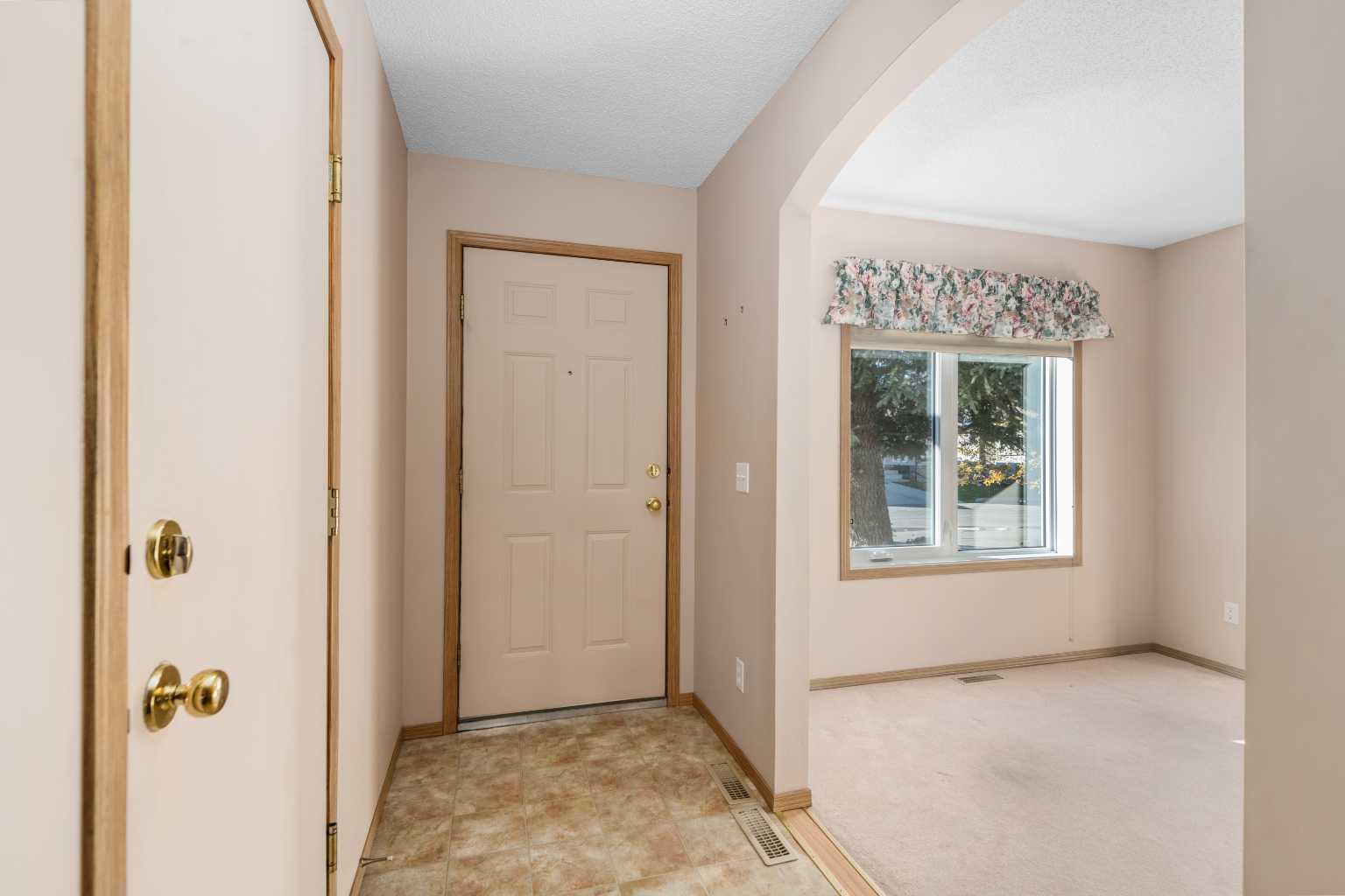 115 Chaparral Point SE