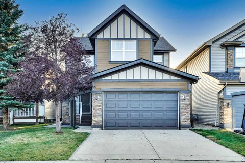 72 Panamount Manor NW Calgary AB T3K 6H7