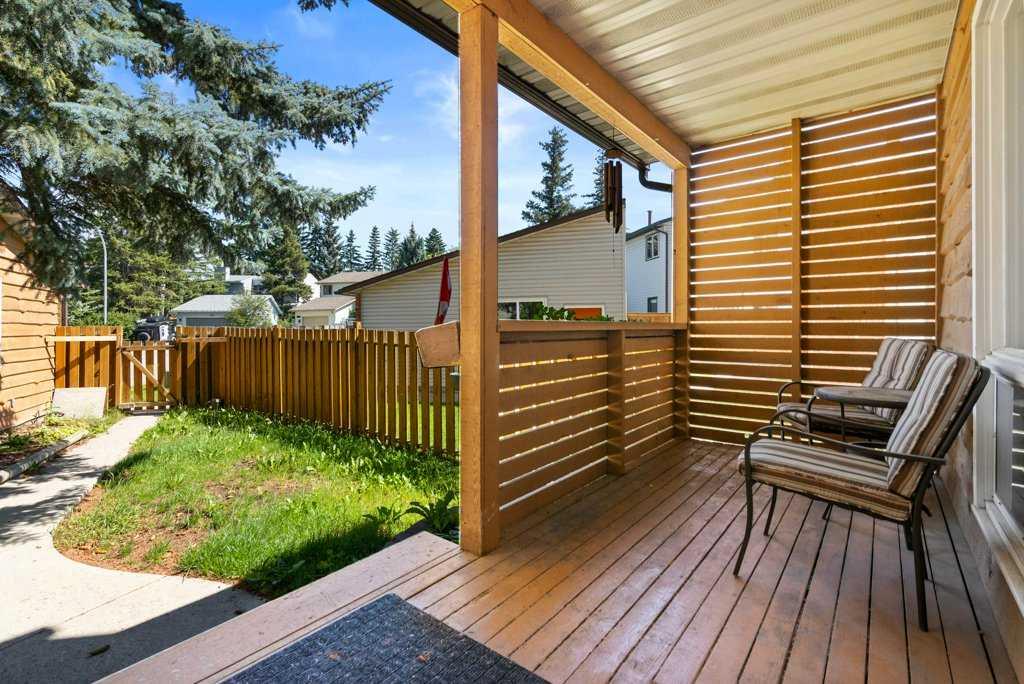 215 Ranchview Court NW