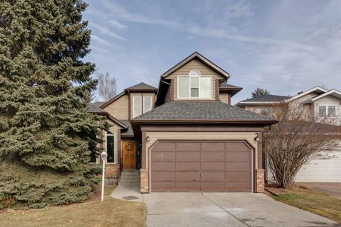 139 Wood Valley Rise SW Calgary AB T2W 5S9