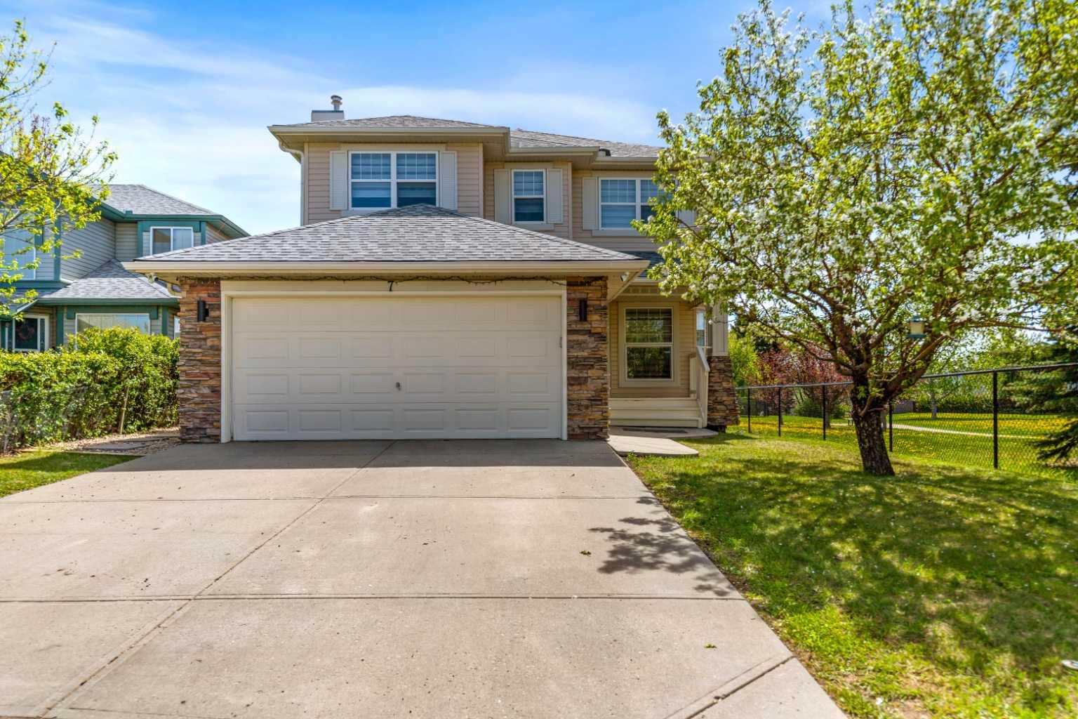7 Country Hills Park NW