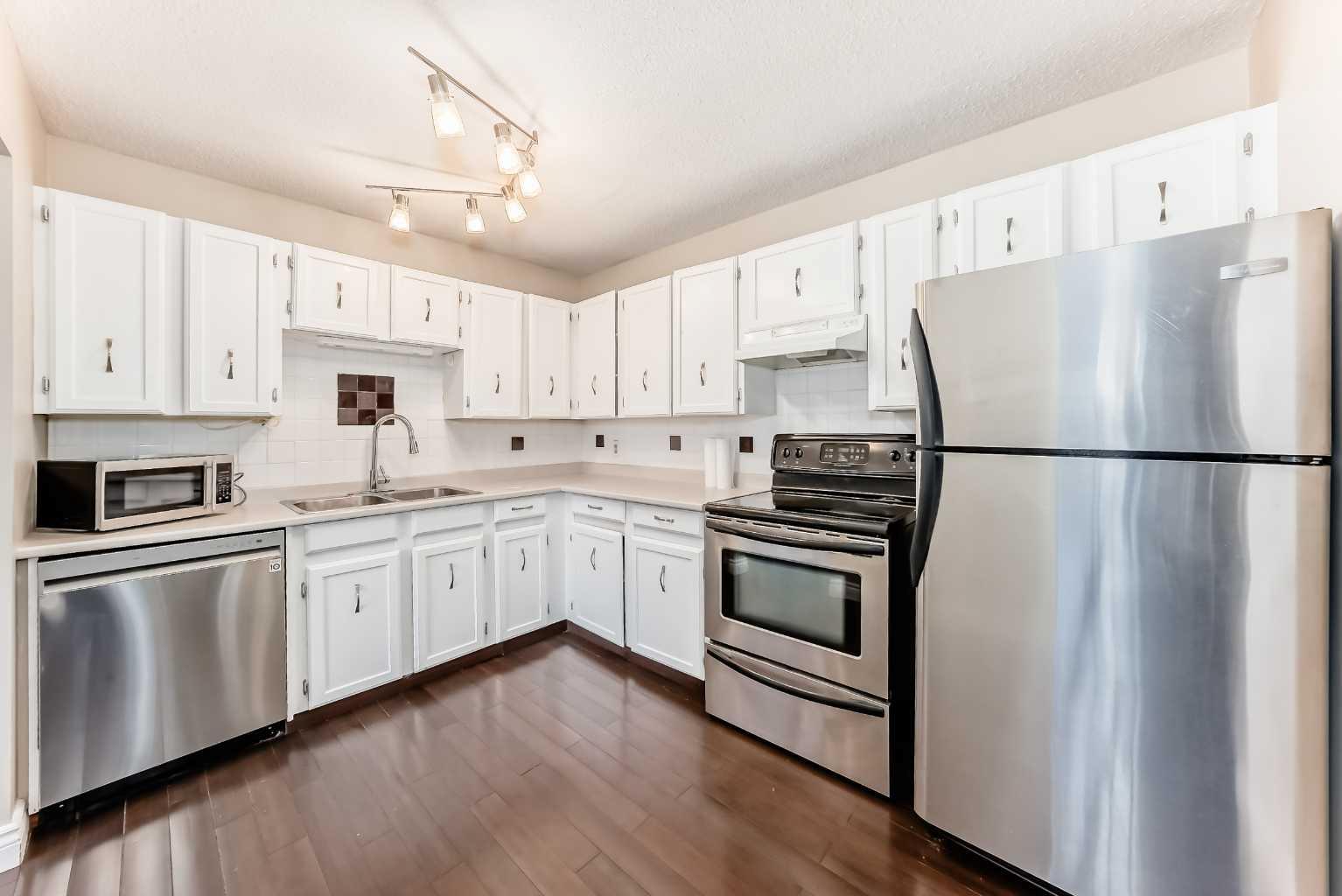 730 2 Avenue NW #301