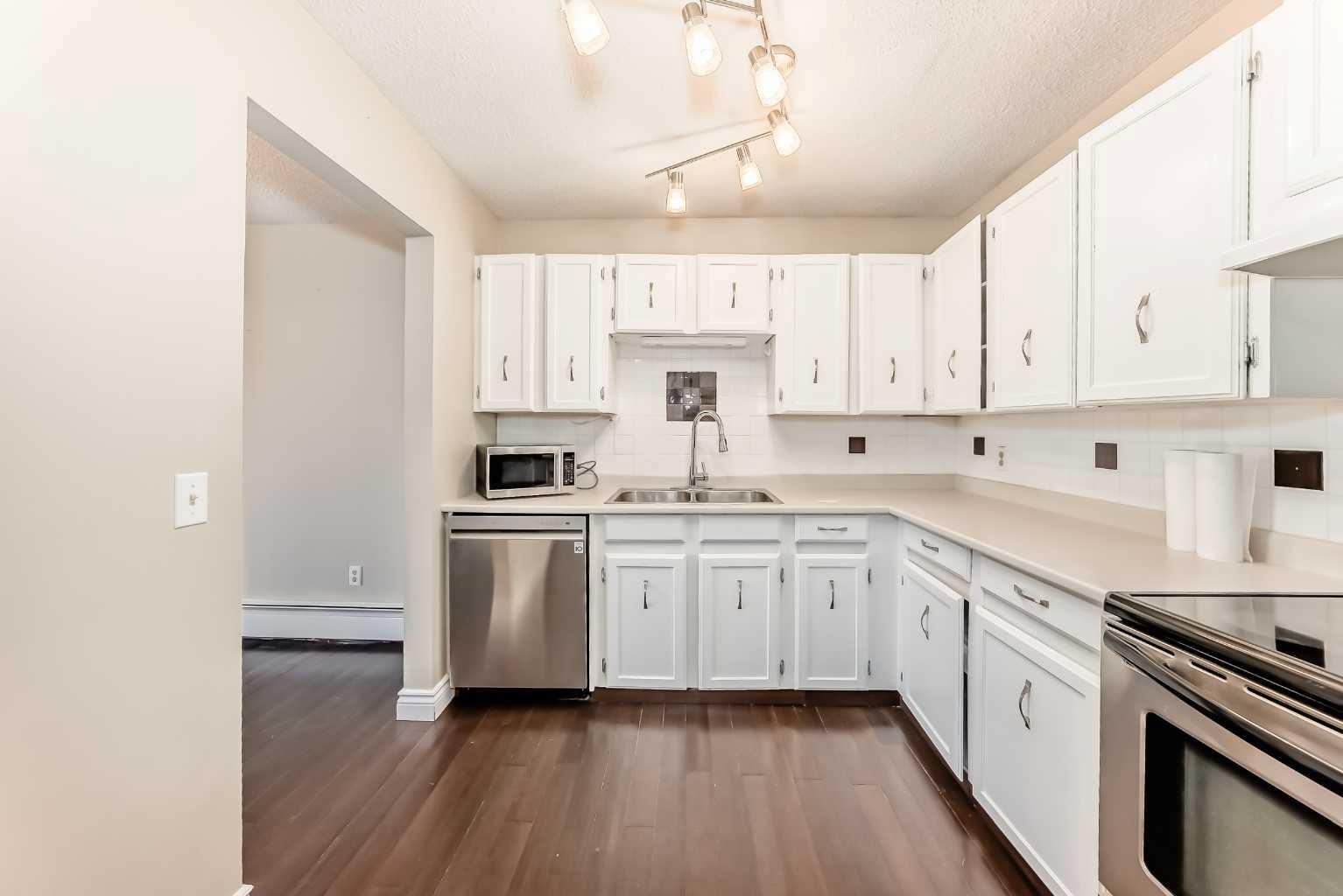 730 2 Avenue NW #301