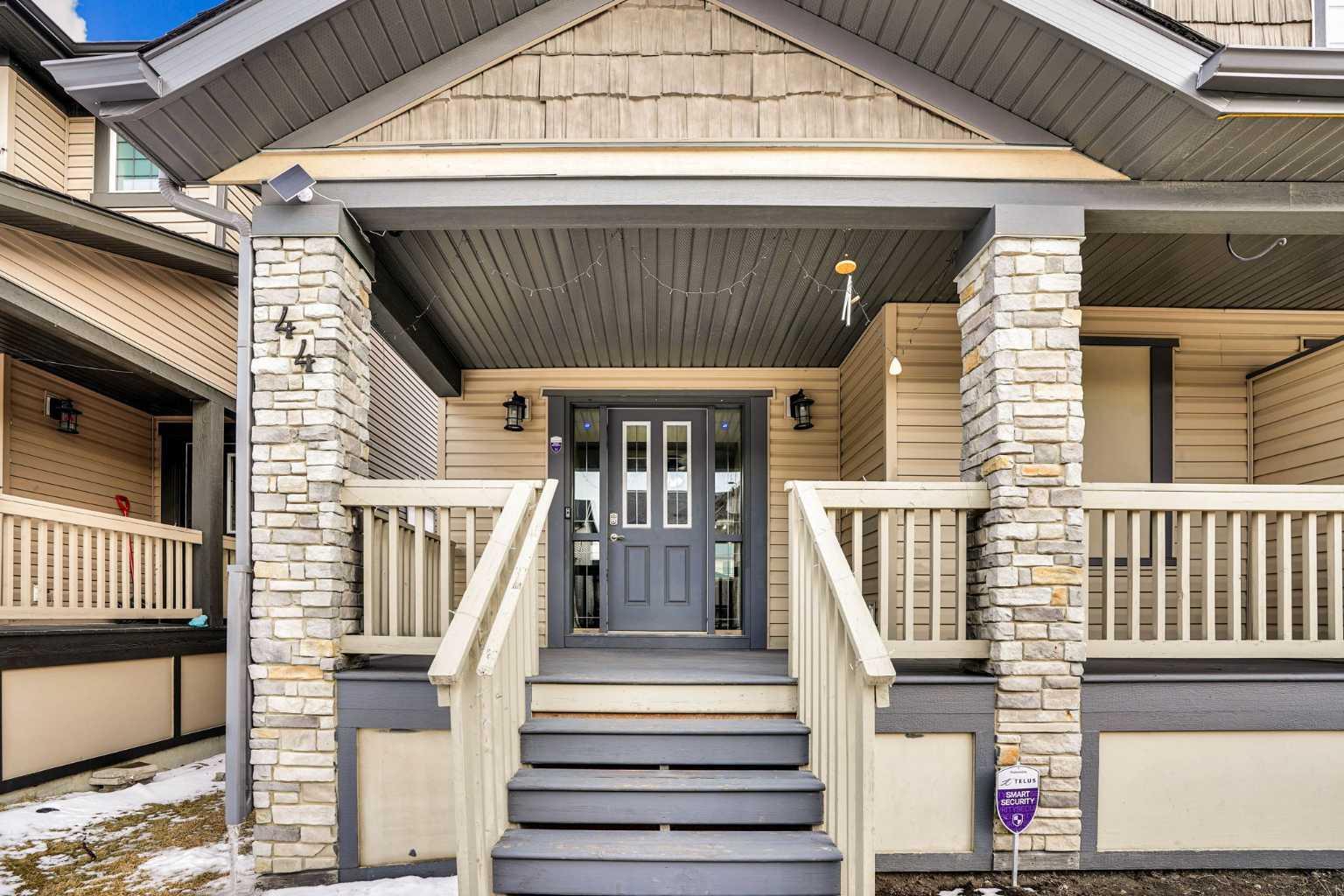 44 Skyview Ranch Lane NE