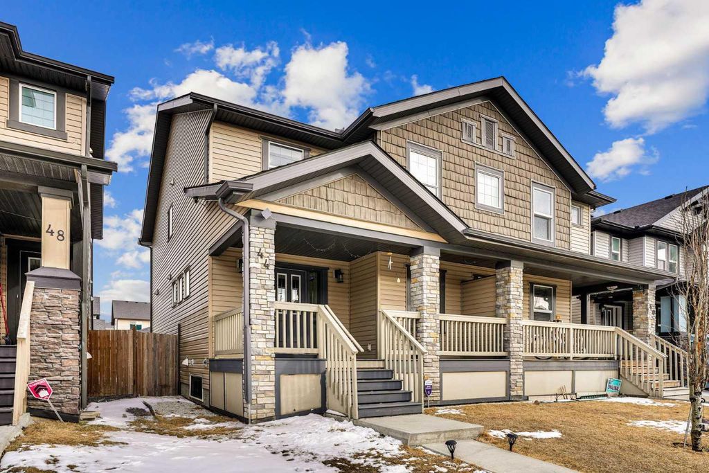 Photo of 44 Skyview Ranch Lane NE, Calgary, AB T3N 0L9 (MLS # A2292982)