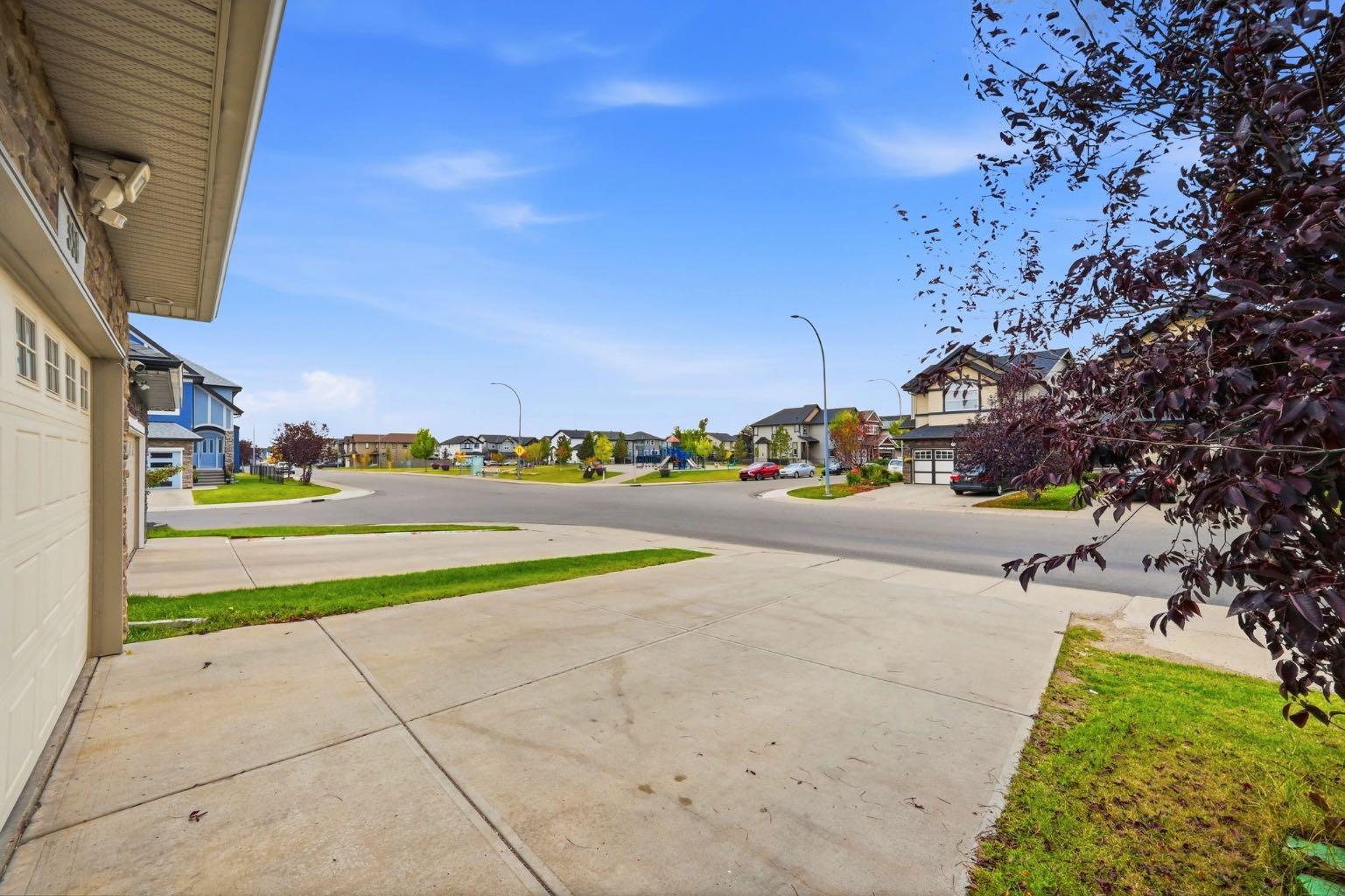 358 Skyview Ranch Way NE