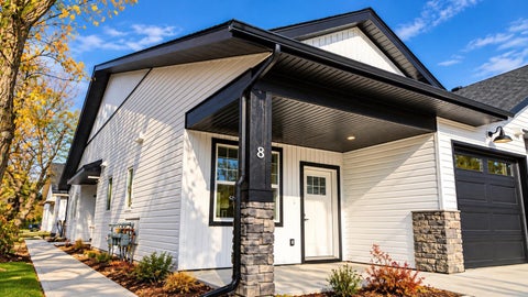Photo of 5463 55 Avenue #8, Lacombe, AB T4L 1M1 (MLS # A2353591)