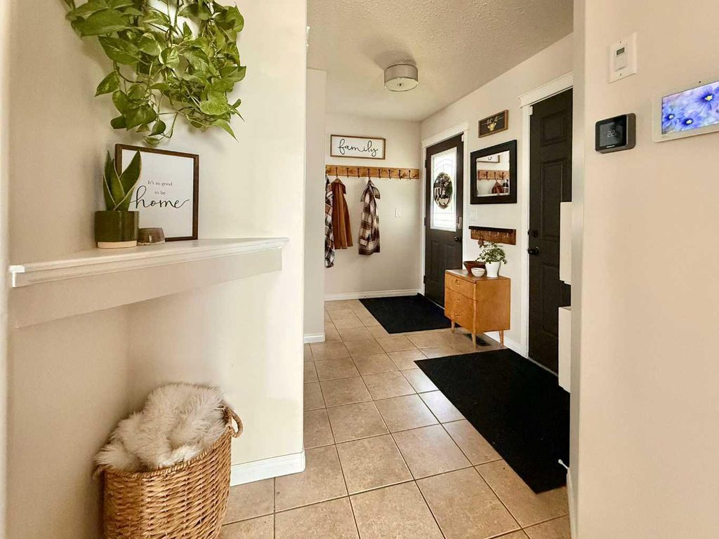 Photo of 6006 87A Street, Grande Prairie, AB T8W 2X2 (MLS # A2324503)