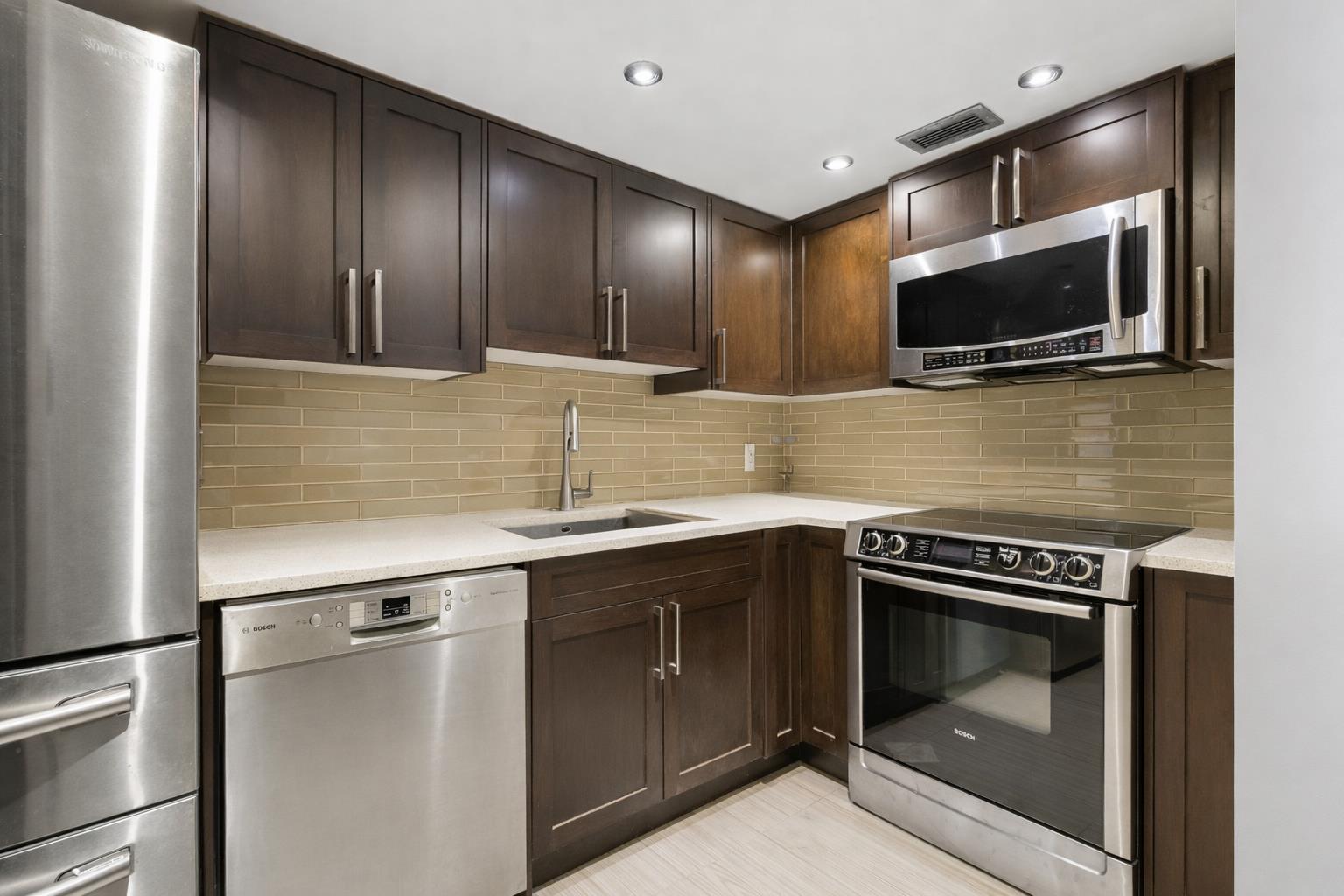 1900 25A Street SW 408