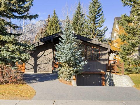 347 Muskrat Street Banff AB T1L 1G1