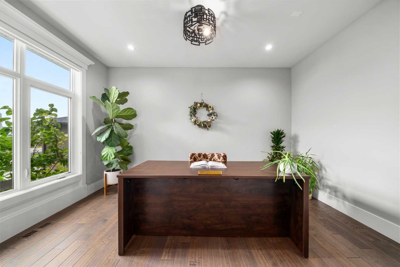 148 Kinniburgh Loop