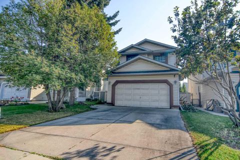 Photo of 14954 Mt Mckenzie Drive SE, Calgary, AB T2Z 2L4 (MLS # A2254665) Photo of 14954 Mt Mckenzie Drive SE, Calgary, AB T2Z 2L4 (MLS # A2254665)