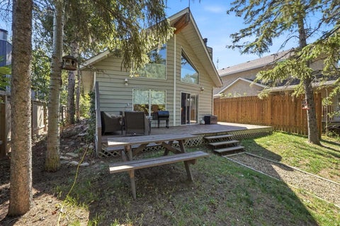 Photo of 91 Oliver Avenue, Gull Lake, AB T4L 2N1 (MLS # A2340360)