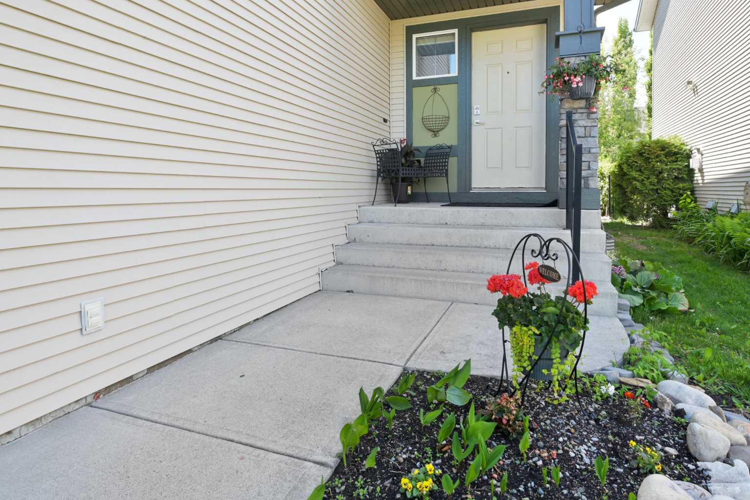 23 Cougar Ridge Link SW