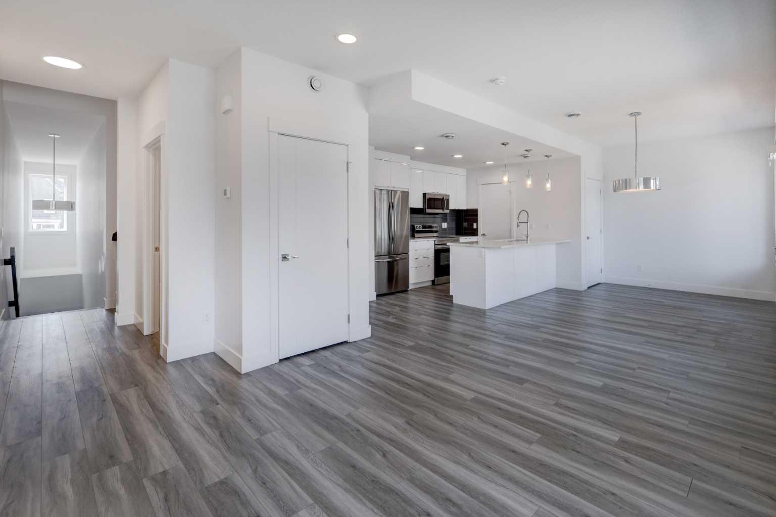 10060 46 Street NE 804