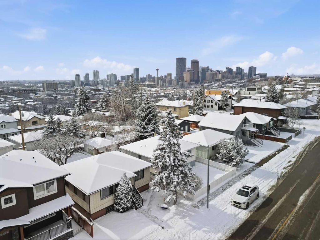 Photo of 1019 8 Avenue NE, Calgary, AB T2E 0S4 (MLS # A2292539)