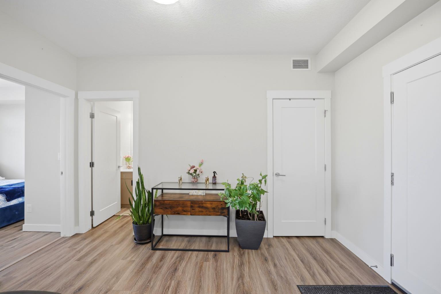 400 Auburn Meadows Common SE 213