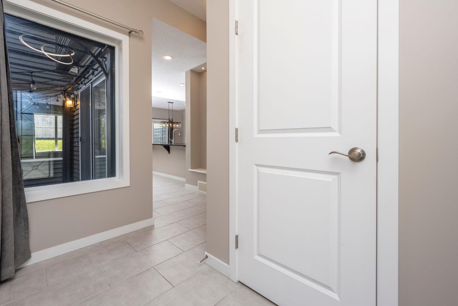 135 Evansridge Crescent NW