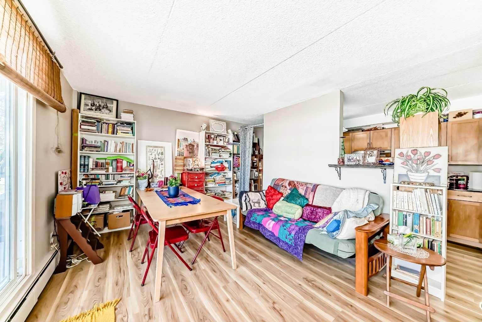 315 9A Street NW 201