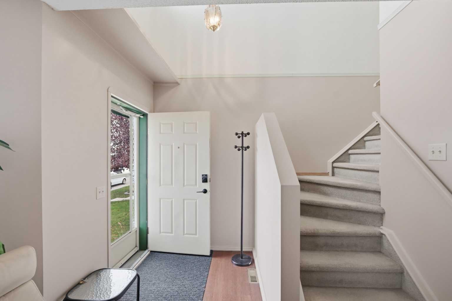 37 Appleside Close SE