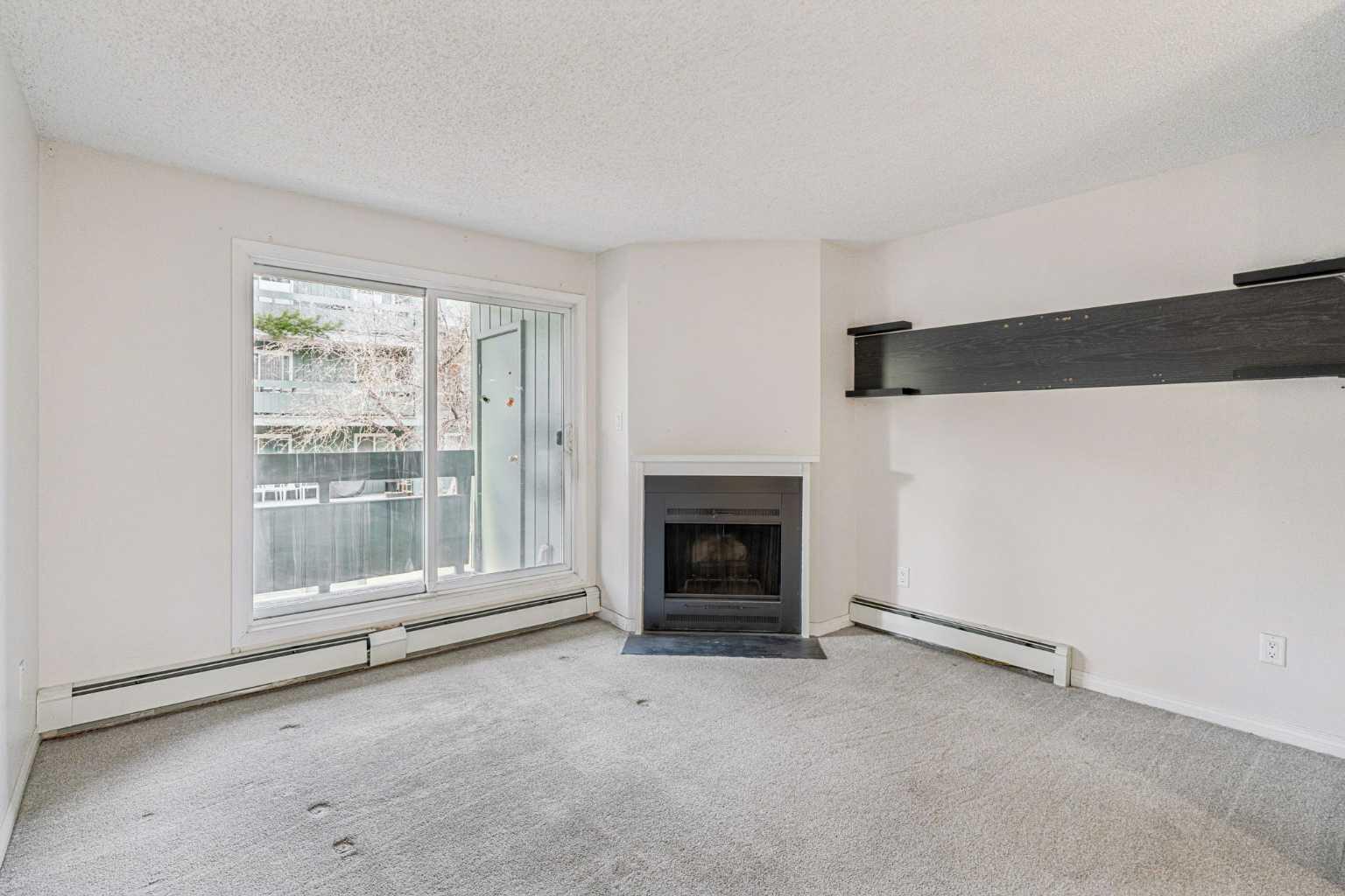 315 Southampton Drive SW 3202
