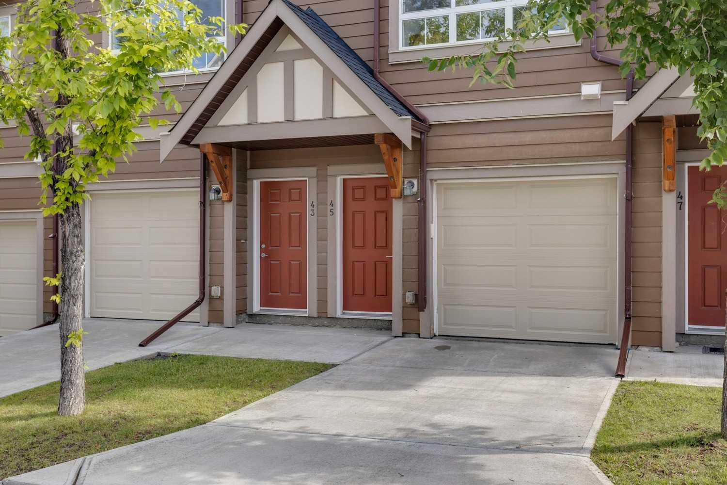 45 Sherwood Lane NW
