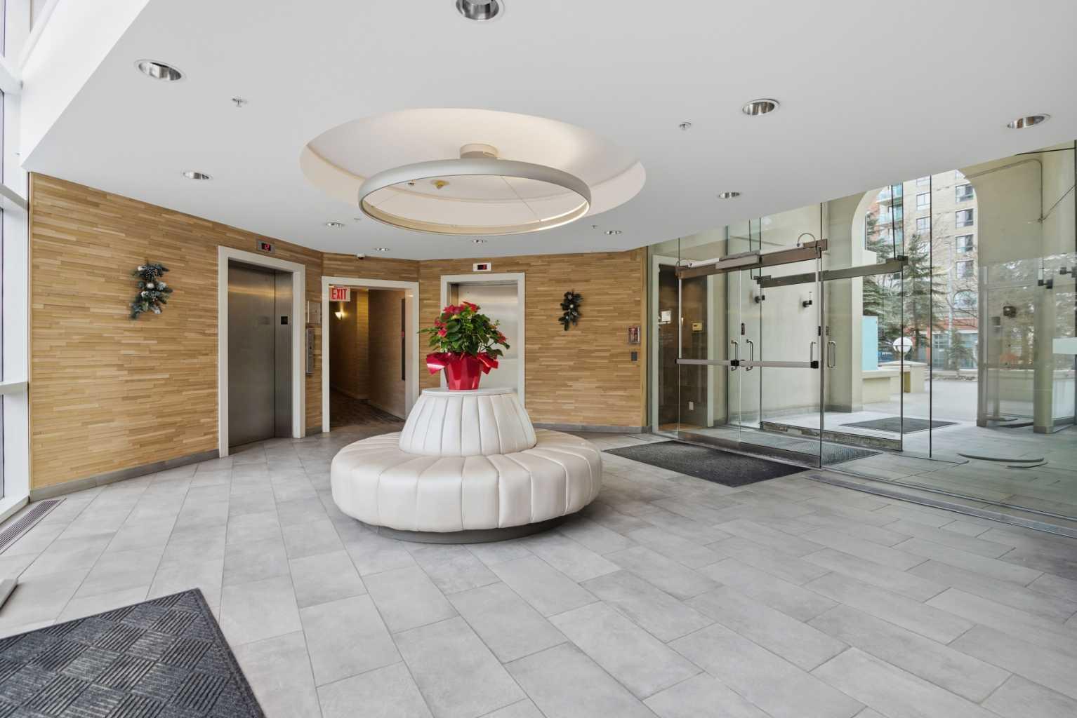 1108 6 Avenue SW 1207