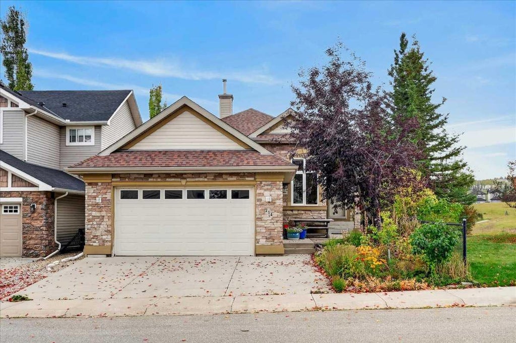 Photo of 214 Kincora Heights NW, Calgary, AB T3R 1N9 (MLS # A2347960)