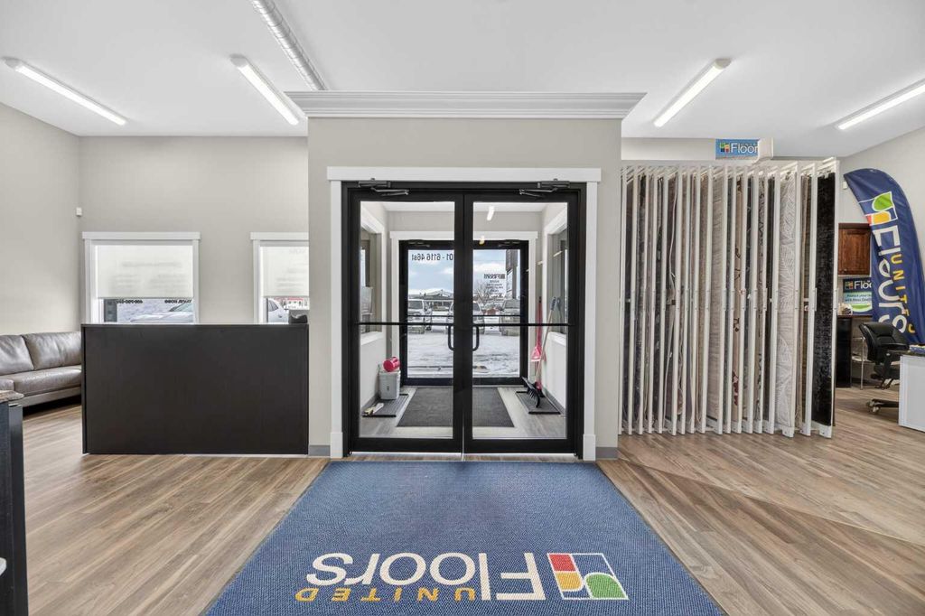 Photo of 6116 46 Street #101, Olds, AB T4H 1M6 (MLS # A2292327)