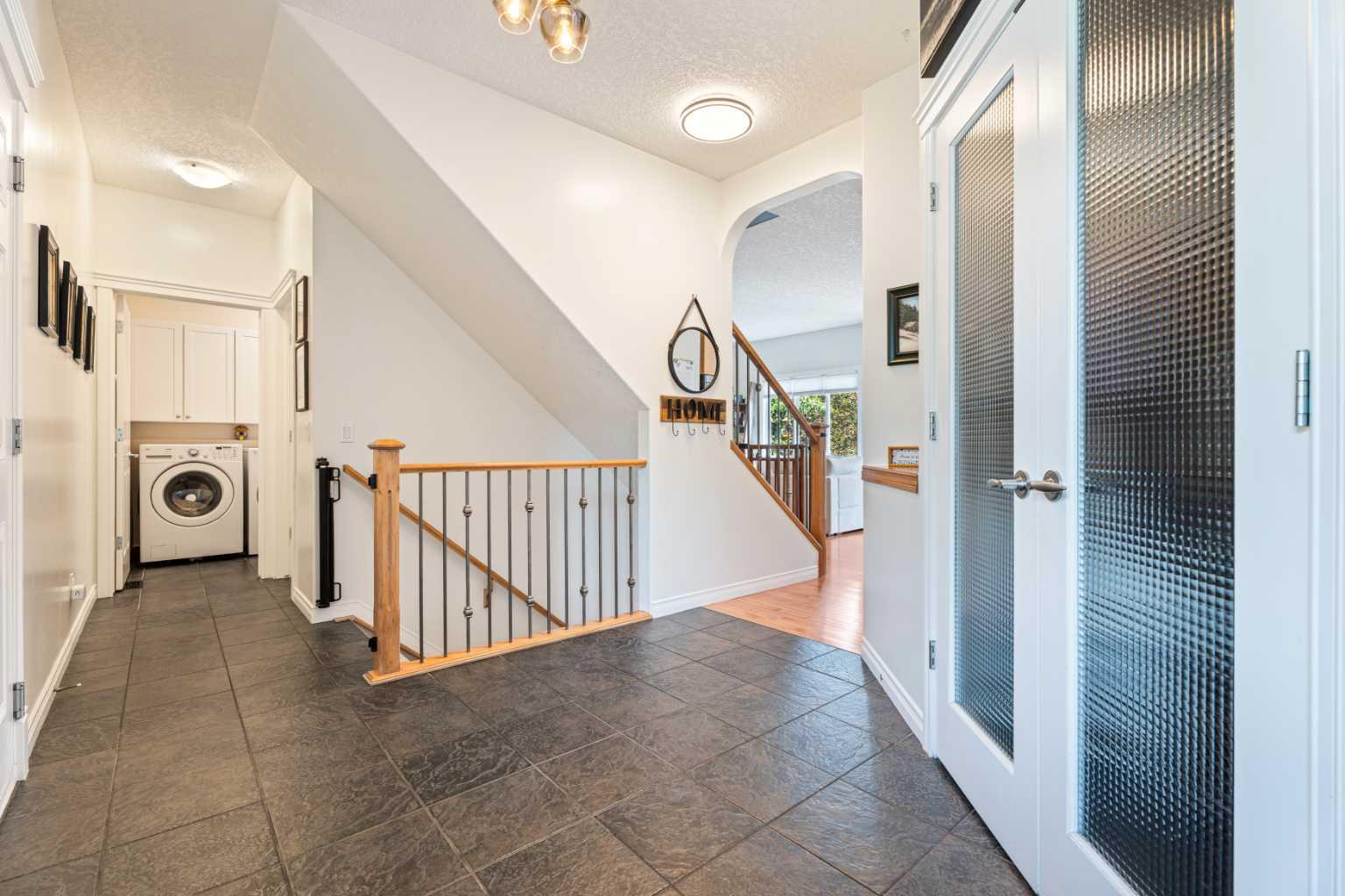 7 Crystal Green Way