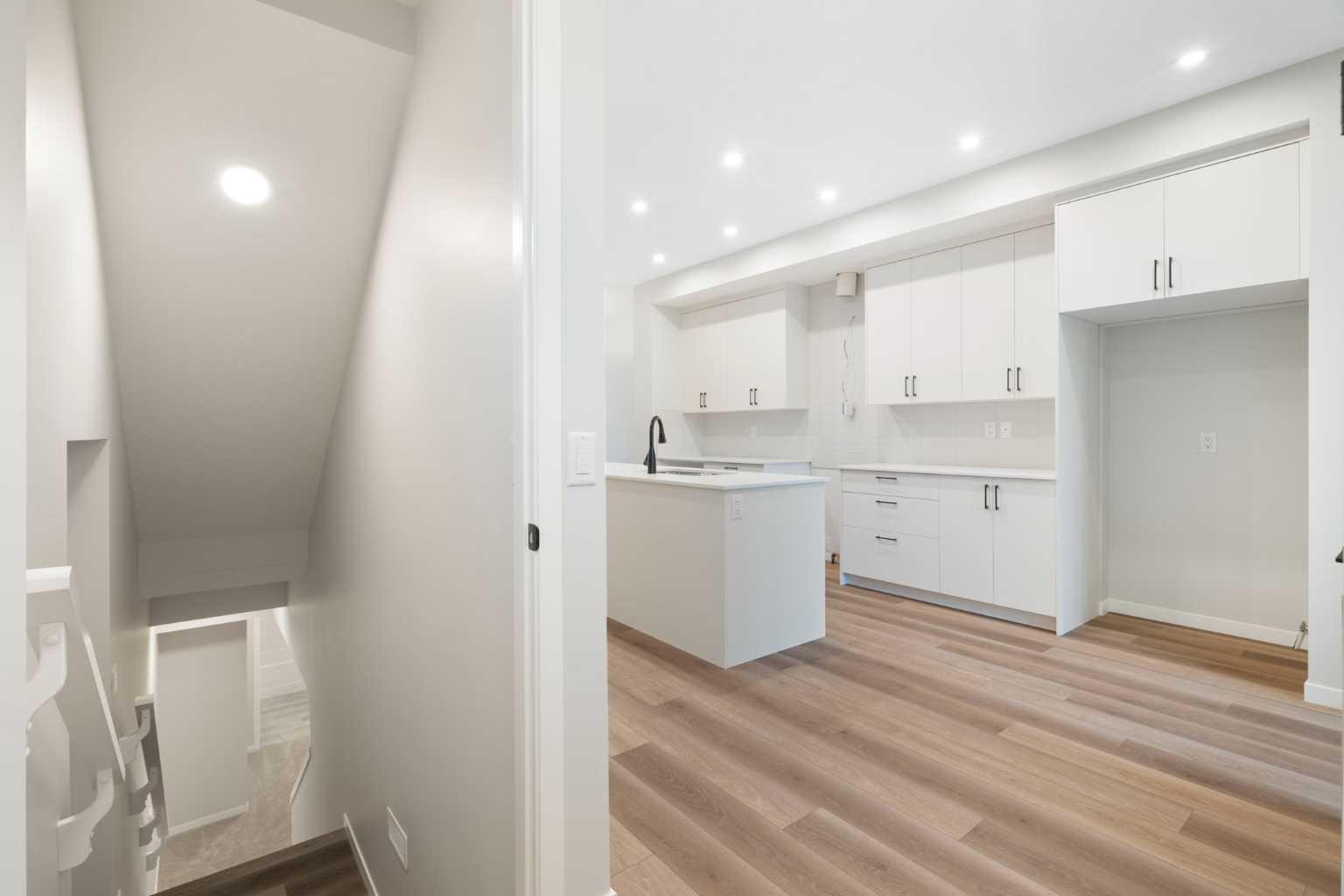 552 Rowmont Boulevard NW