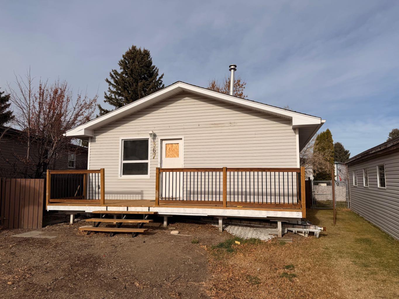 367 Beaufort Crescent SW