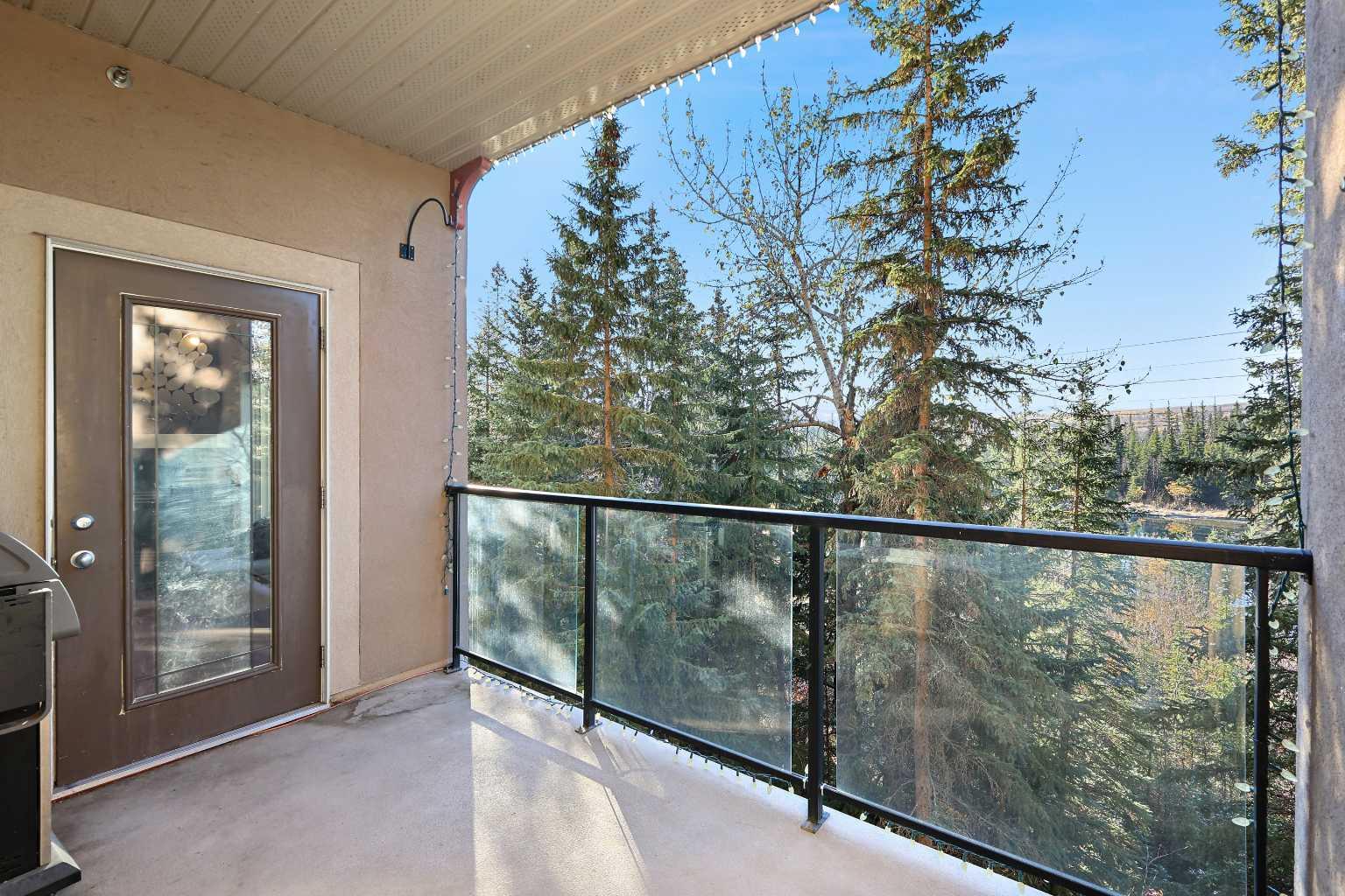 10 Discovery Ridge Close SW 332