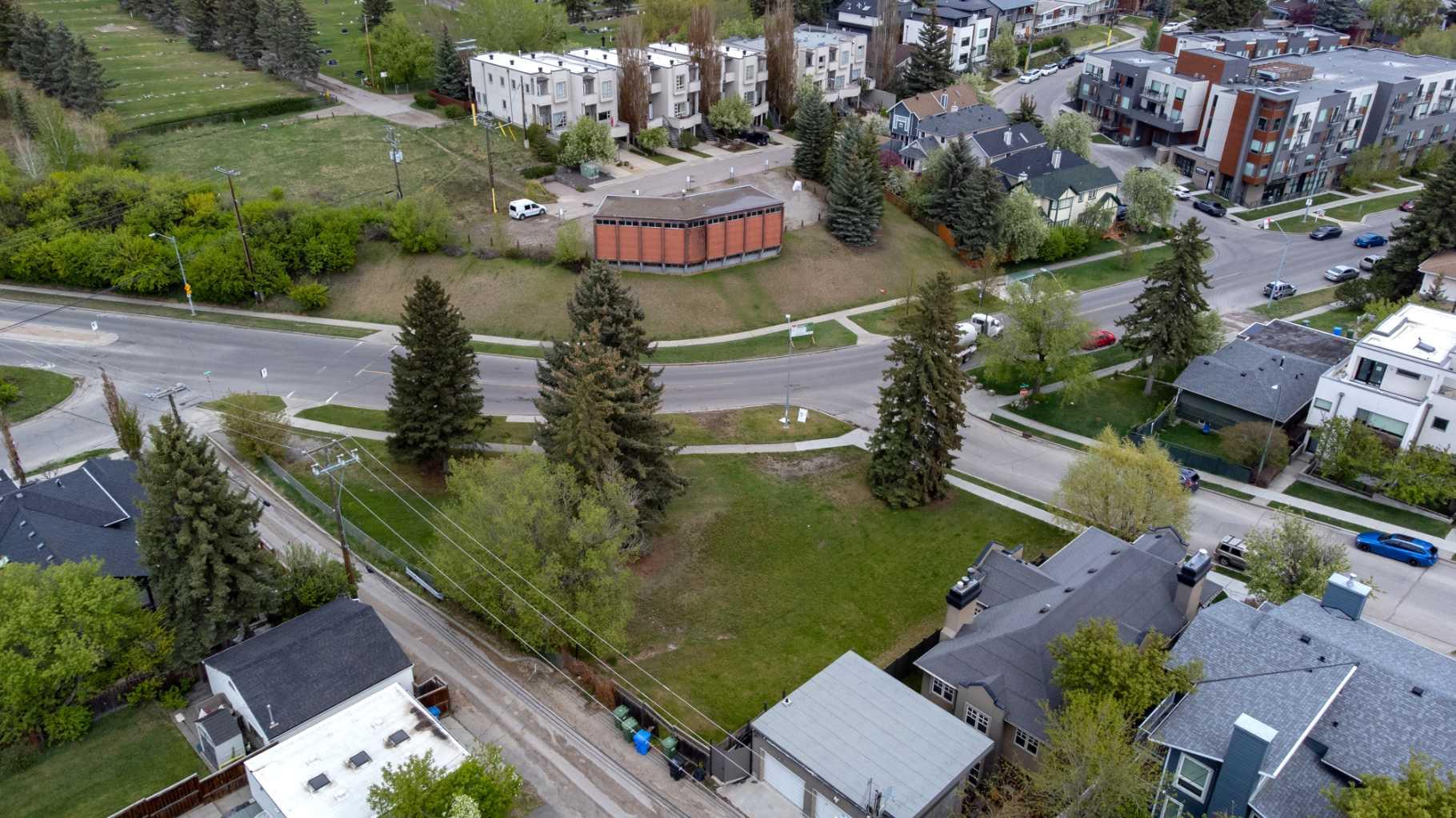 121 & 127 Mission Road SW