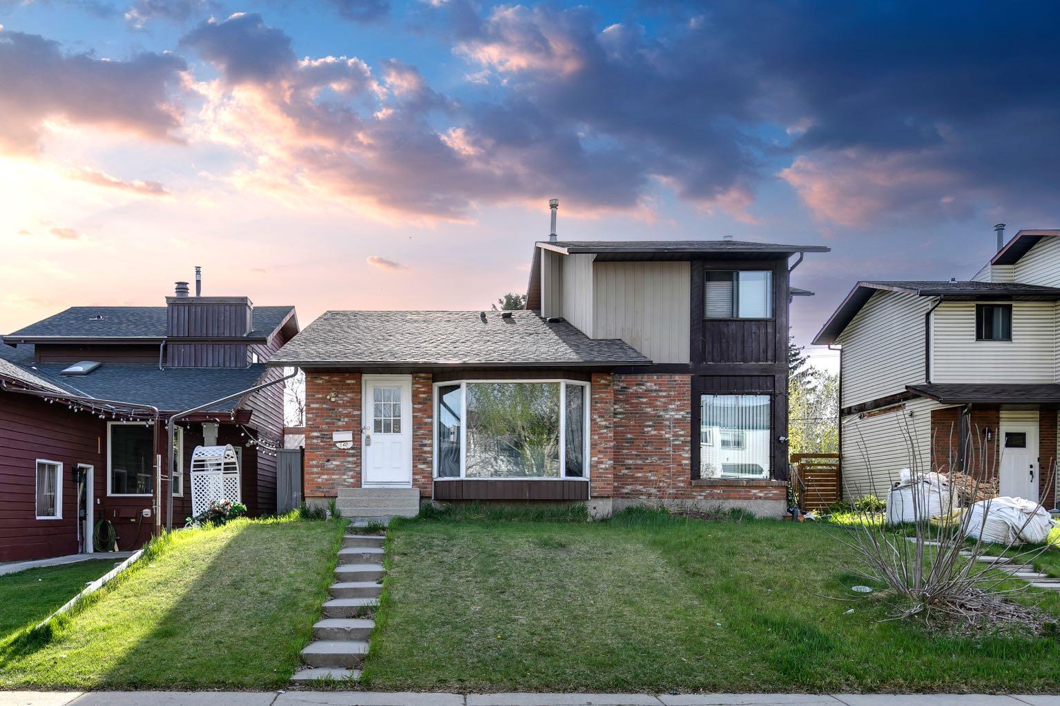 140 Templehill Drive NE