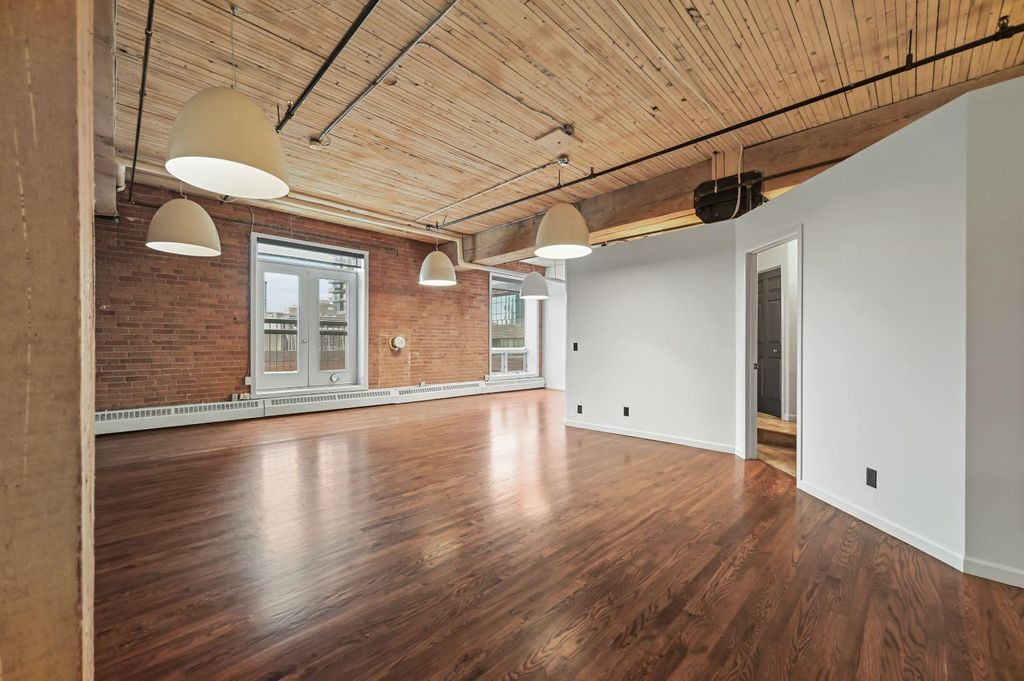 Photo of 535 10 Avenue SW #303, Calgary, AB T2R 0A8 (MLS # A2275503)