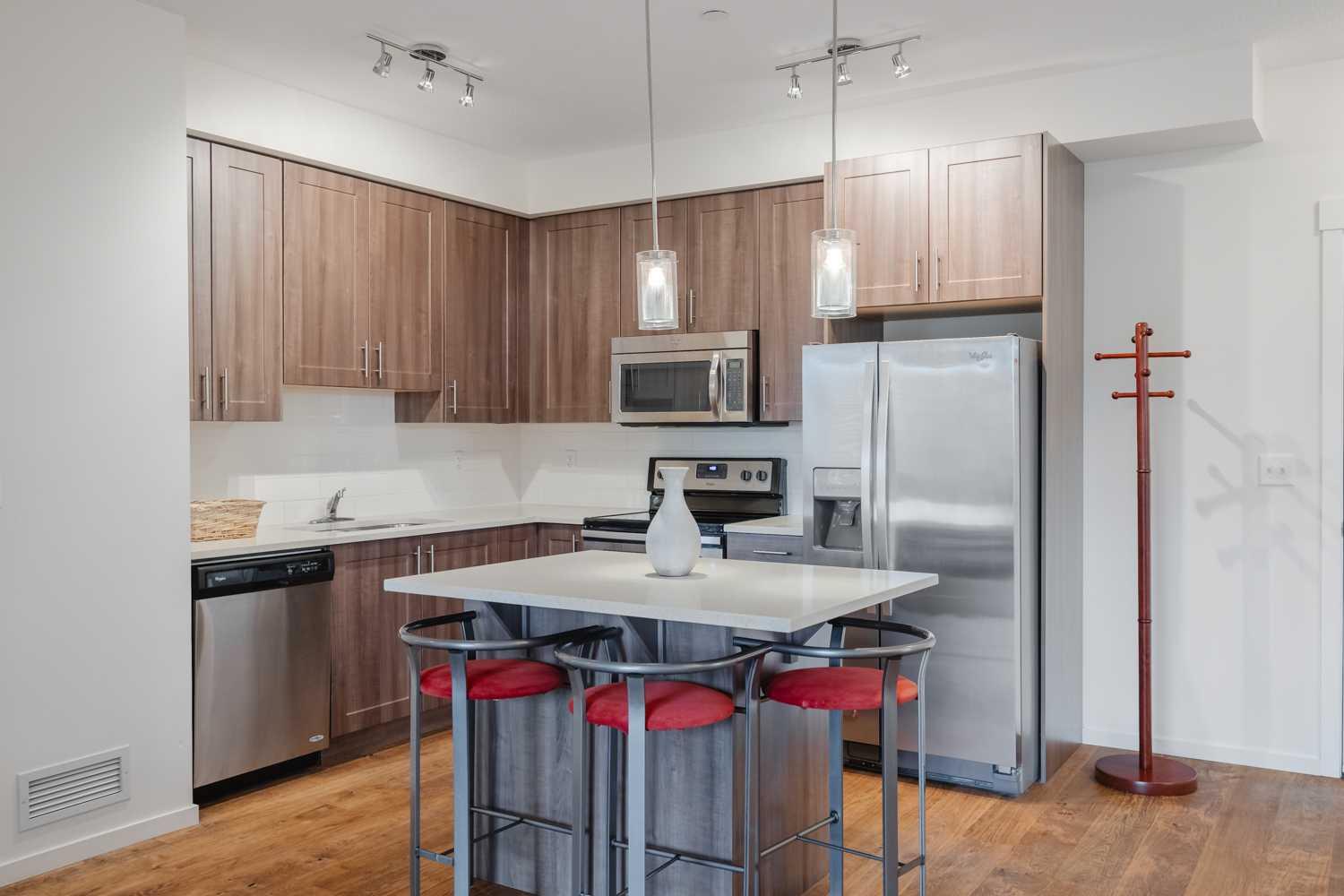 215 Legacy Boulevard SE 1216