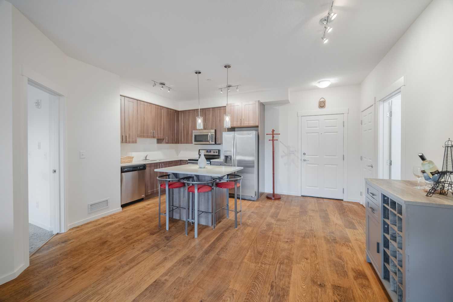 215 Legacy Boulevard SE 1216