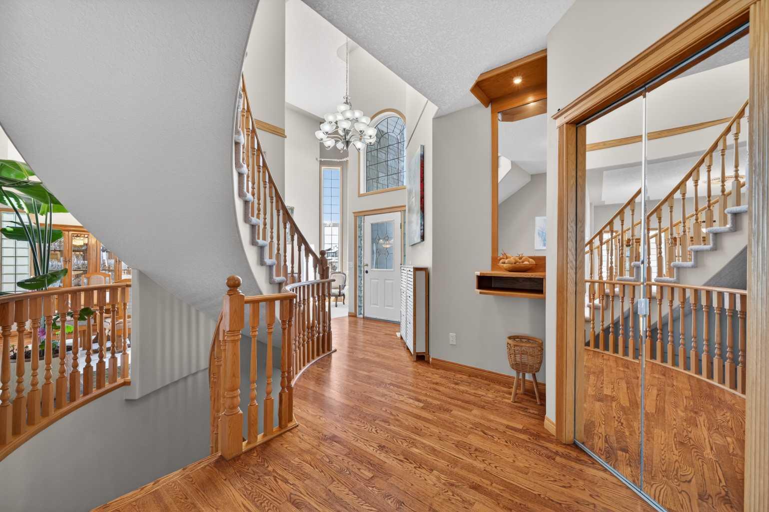 359 Rocky Ridge Drive NW