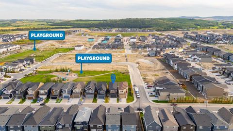 211 Creekstone Row SW Calgary AB T2X 4Y4